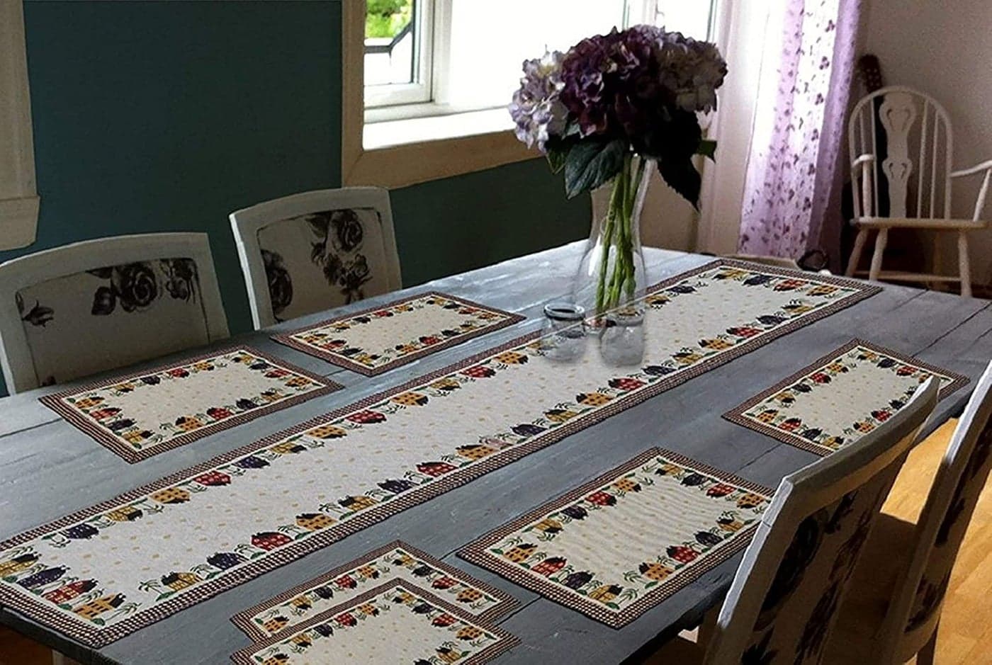 Galaxy Home Decor Fabric Dining Table Runner with 6 Mats (Hut)