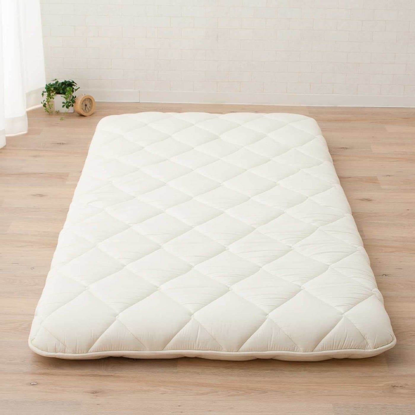 EMOOR Japanese Futon Mattress CLASSE Twin 39x79in Made in Japan White Foldable Floor Sleeping Bed Tatami Mat