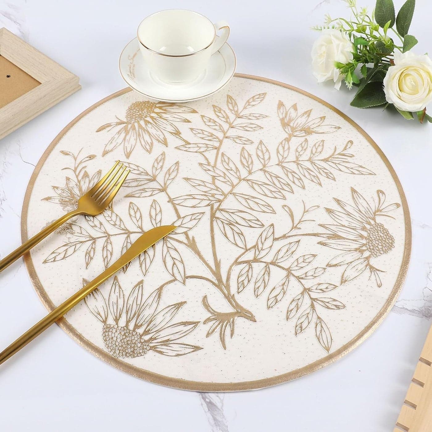 6PCS Gold Round Placemats, Pressed Vinyl Waterproof & Wipeable Table Mats, Elegant Dining Mats for Home Kitchen, Holiday Party, Wedding Decorations, Durable Centerpiece Mats
