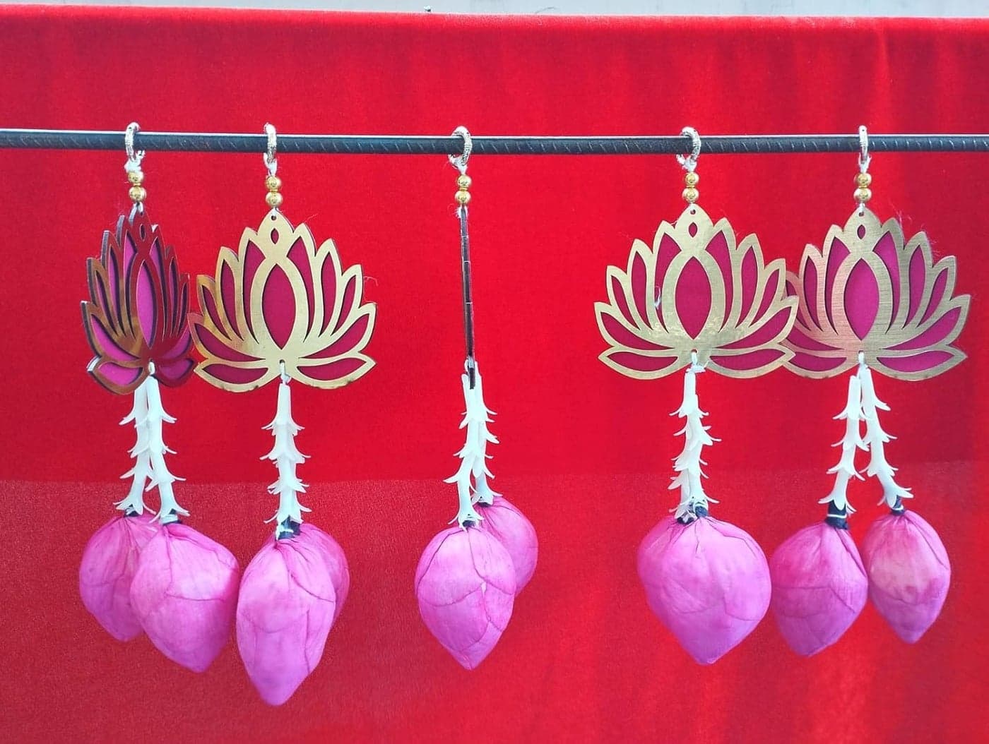 Lotus Hangings for Decoration MDF Floral Wall Hangings with Golden Beads and Rajnigandha Flower and Pink Lotus Bud Door Hanging Hangings for Door EntranceLotus Size 4 Set of 5 Pieces