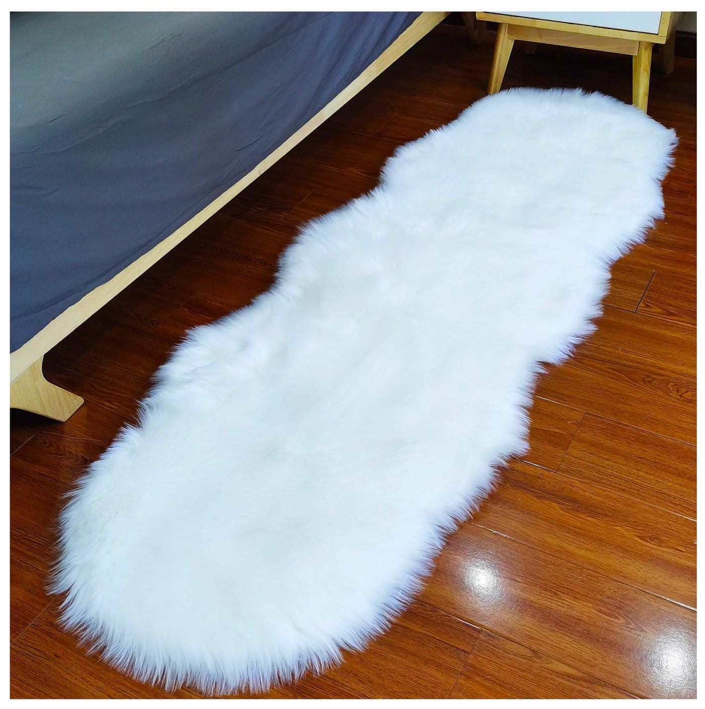 DSHXL Faux Sheepskin Fur Fuzzy Furry Rug, 2x6 Ft Irregular White Furry Rugs, Bedside Fluffy Area Rug Fur Rugs for Bedroom, Living Room, Dorm Room, Photography