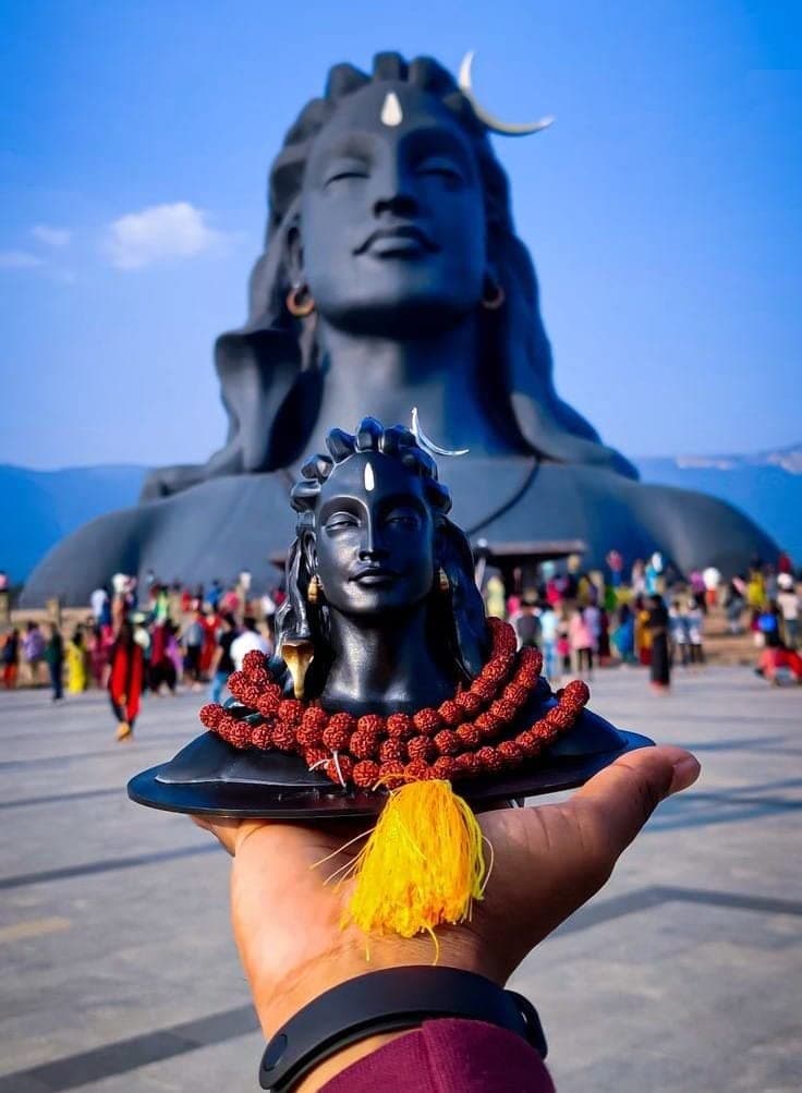 Divine Protection Resin For Your Drive Adiyogi Statue With Rudraksha Mala Car Dashboard Decor Design1 Pack of 1