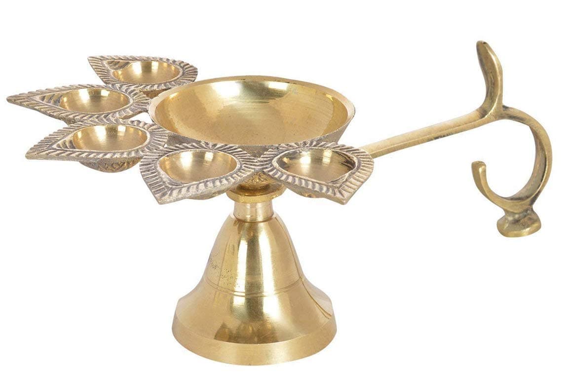Heaven Decor Decorative Pure Brass Panchaarti Diya Stand, Royal Brass Panch Aarti Diya 5 Face for Puja|Akhand Deep with Handle Spport for Aarti|Oil Lamps for Mandir, Home Temple, Festival & Gifting |