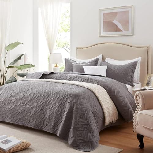 Full/Queen Quilt Set 3 Pieces, Lightweight Grey Bedspread-90''x98'', Soft Microfiber Summer Quilt/Coverlet, Luxurious Warm Bedding Sets for All Seasons (Includes 1 Quilt, 2 Shams)