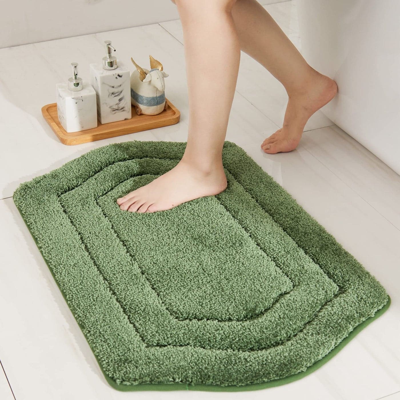 COSY HOMEER Extra Thick Bath Rugs for Bathroom AntiSlip Bath Linen Sets Mats Soft Plush 100 Strong Polyester Living Room Bedroom Water AbsorbentGreen20x32 Inches