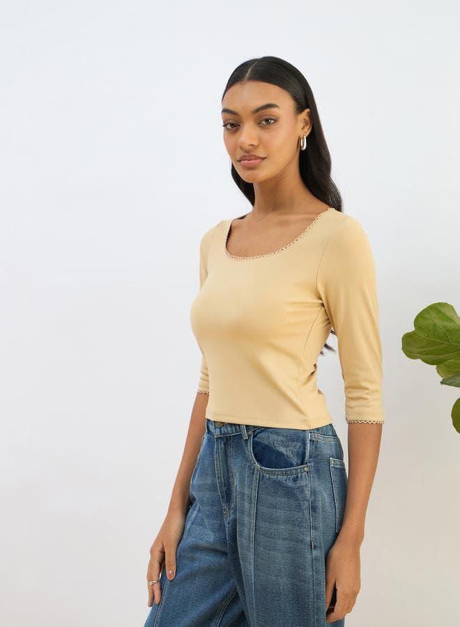 SASSAFRAS Beige Knitted Lace Detail Crop Top