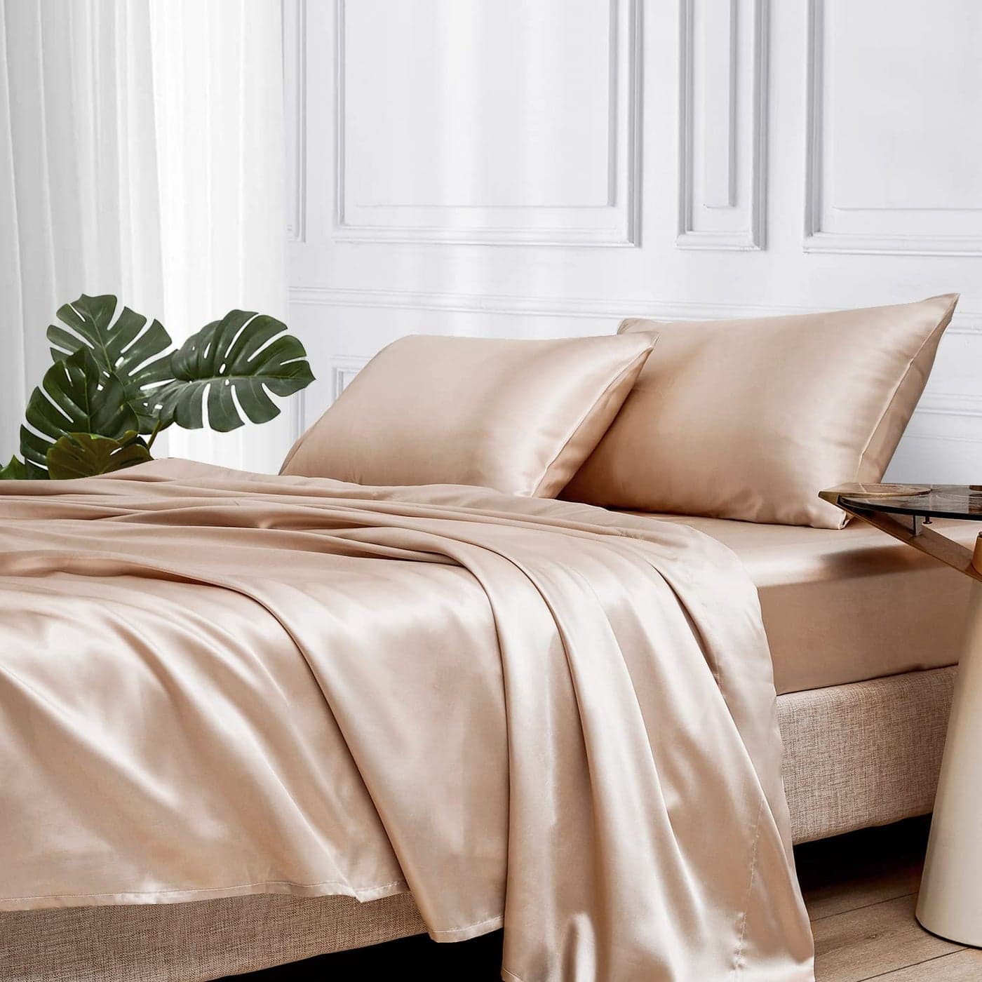 MRHM Satin Bed Sheets Queen Size Sheets Set 4 Pcs Silky Bedding Set with 15 Inches Deep Pocket for Mattress Queen Champagne
