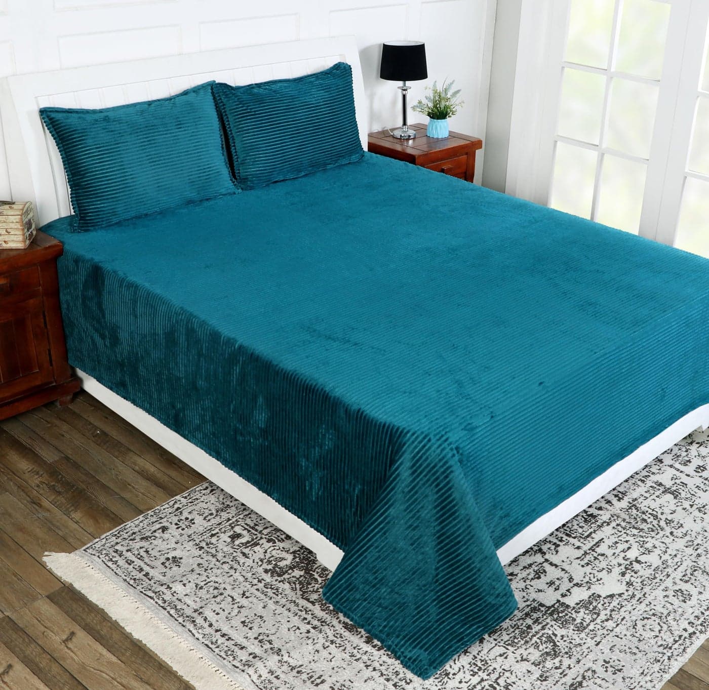 RD TREND 190 GSM Flannel Warm Bedsheets for Winter Double Flat Size (90 x 100 Inches) with 2 Pillow Cover Size (18x28 Inches) Color-Crash Blue, Striped