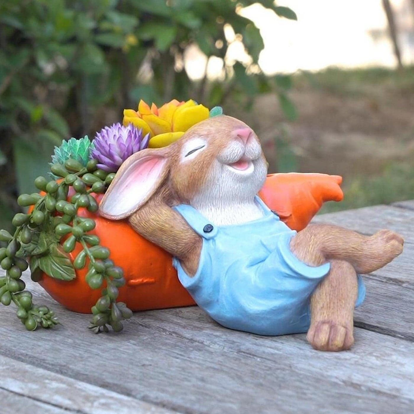Bunny Decor Rabbit Succulent Pot Outdoor Easter Bunny Statue Decorations with Drainage for Succulents