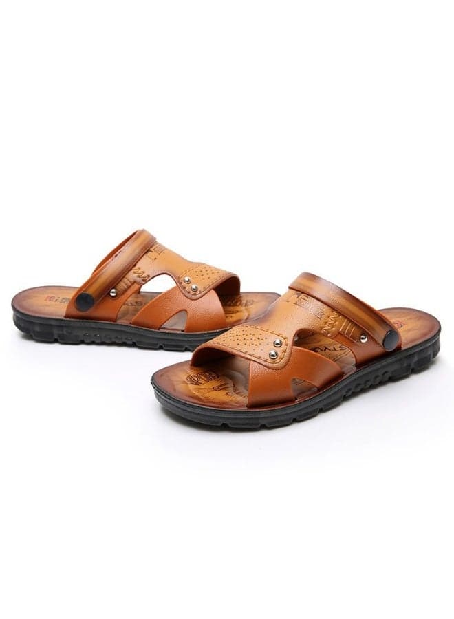 Saudi Arabian and Dubai sandals, comfortable and slip-resistant men's sandals (yellow) to pair with traditional robes. Sizes run small.