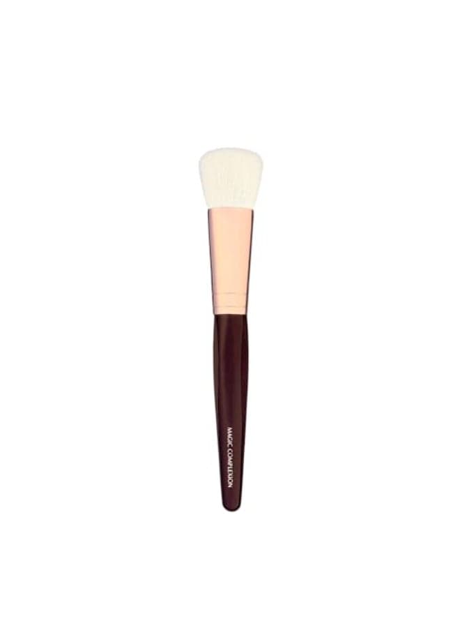 Charlotte Tilbury Magic Complexion Makeup Brush FlatHeaded Foundation Brush with Synthetic Bristles for a Flawless AirBrush Finish Ideal for Buffing Cream or Liquid Formulas