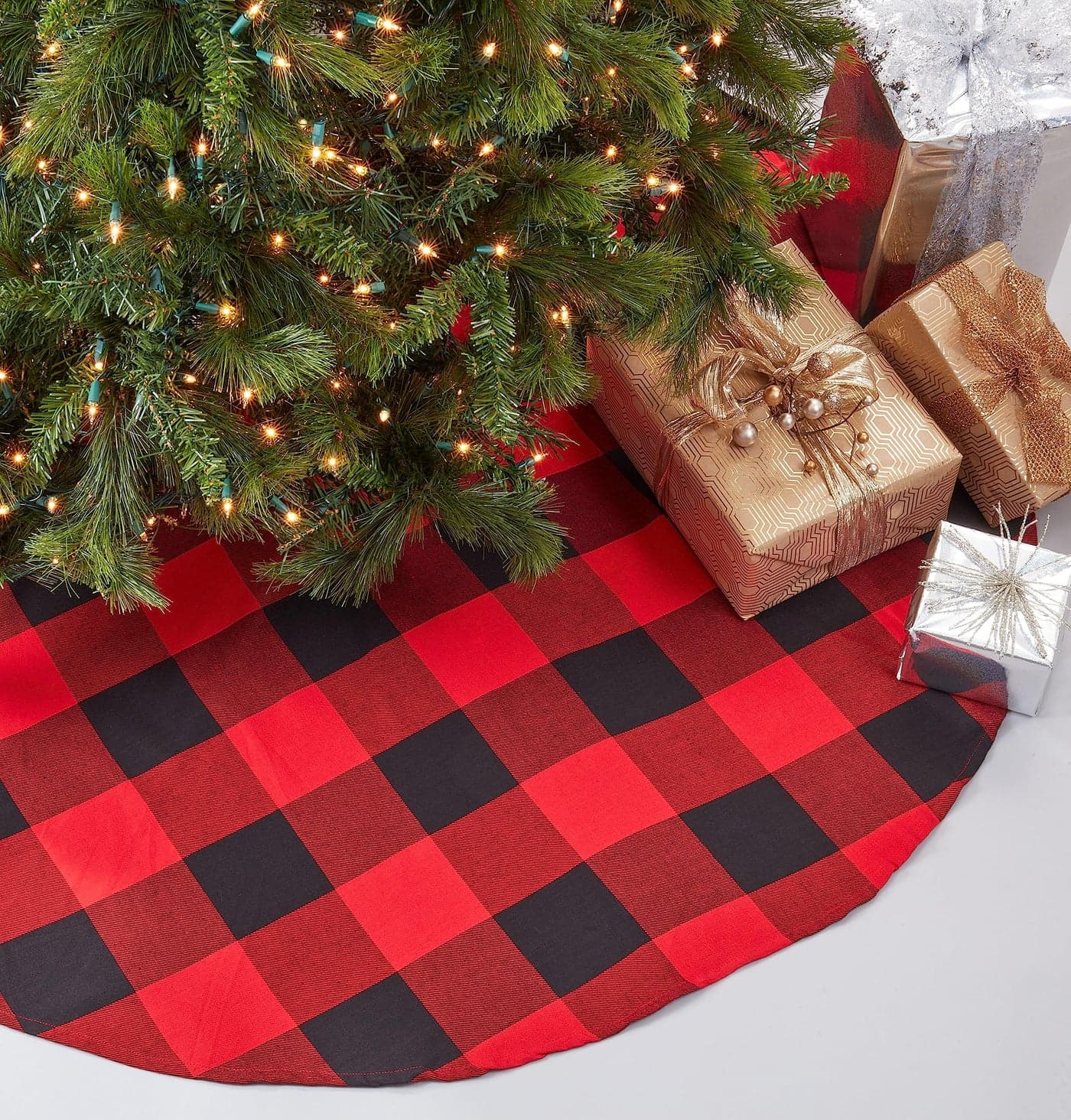 Saro Lifestyle Buffalo Plaid Design Cotton Christmas Tree Skirt Red 72