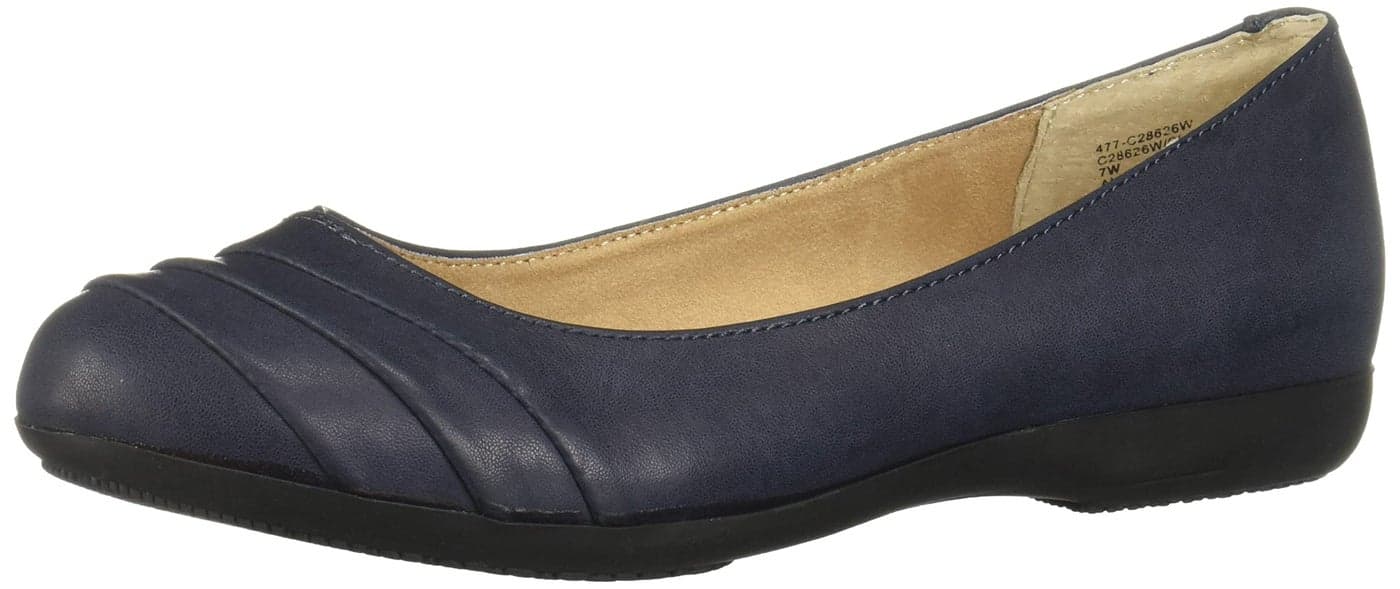CLIFFS BY WHITE MOUNTAIN Clara Womens Ballet Flat NavyBurnishedSmooth 85 M