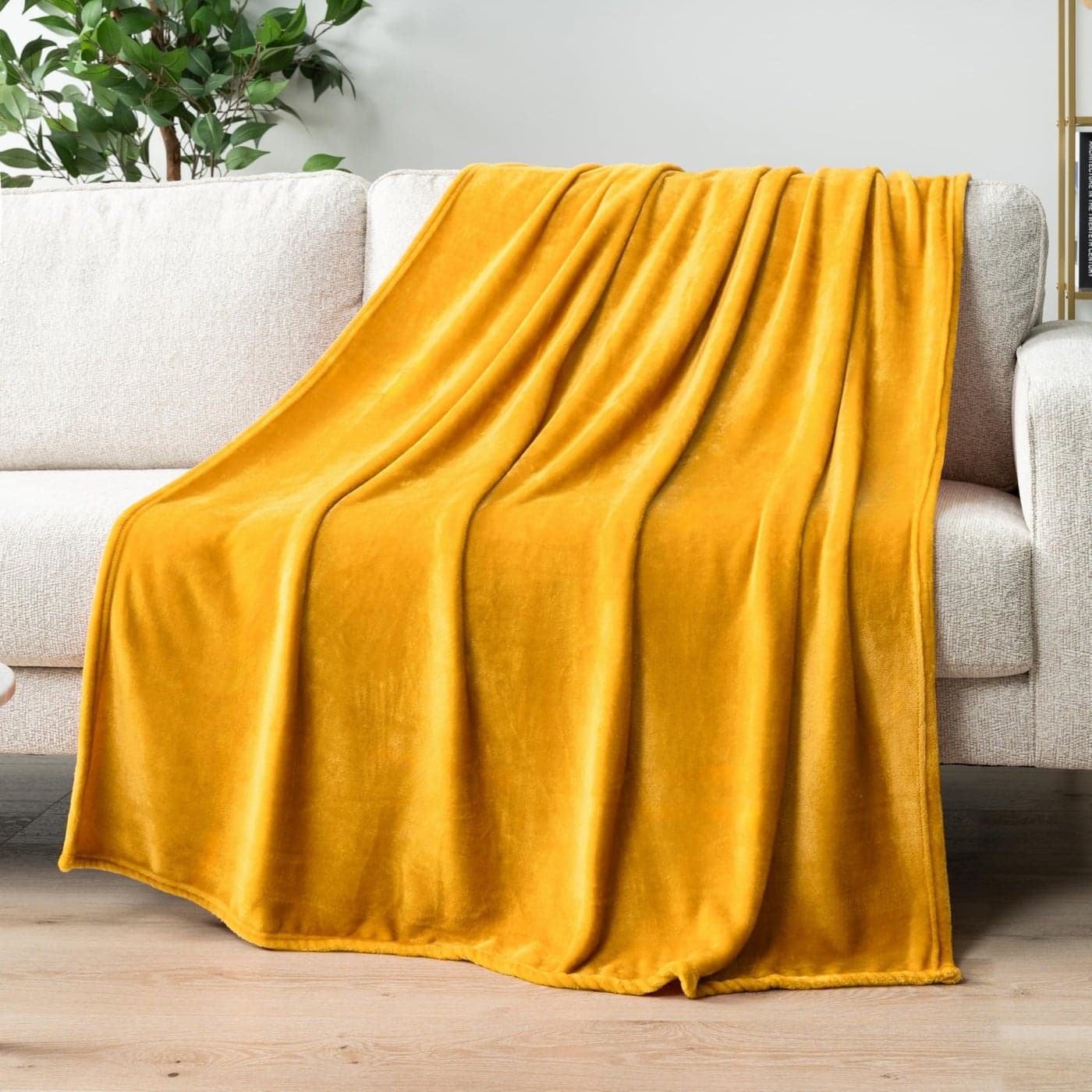 PAVILIA Mustard Yellow Fleece Throw Blanket for Couch Gold Soft Fuzzy Flannel Throw for Sofa Luxury Plush Microfiber Bed Blanket Cozy Home Decorative Velvet Gift Blanket 50x60