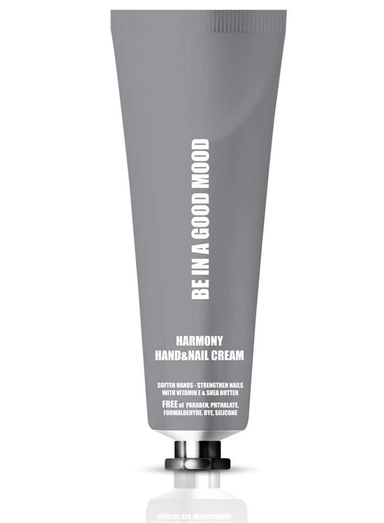 BNA Good Mood Moisturizing Hand and Nail Cream Free of Silicone and Vitamin E with a smooth texture delicately scented and highly absorbent (Harmony)
