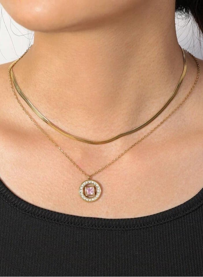 Elegant Women’s Necklace Made Of Stainless Steel Coated With Gold In A Modern And Chic Design
