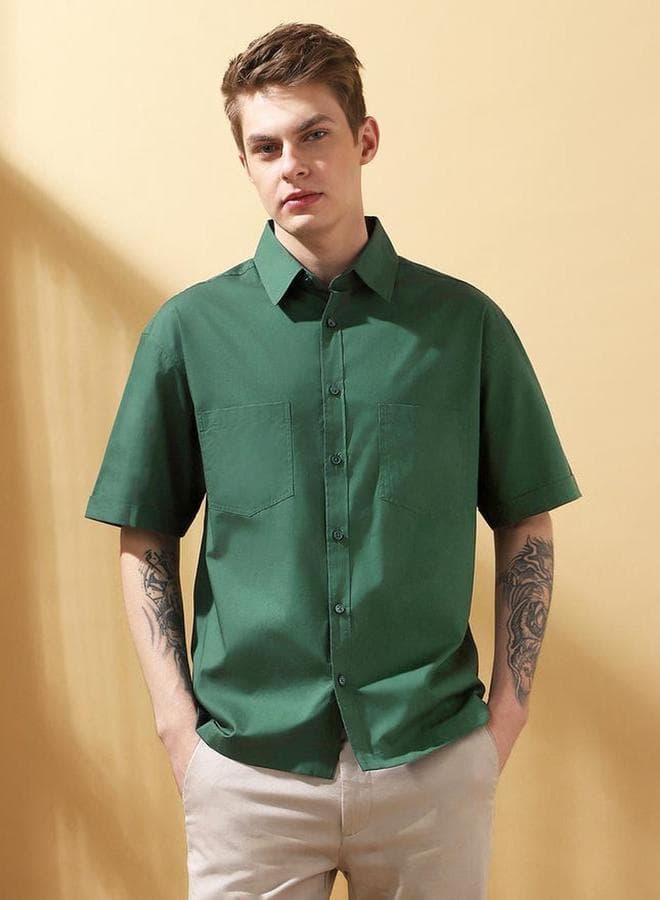 Men Green Spread Collar Casual Shirt