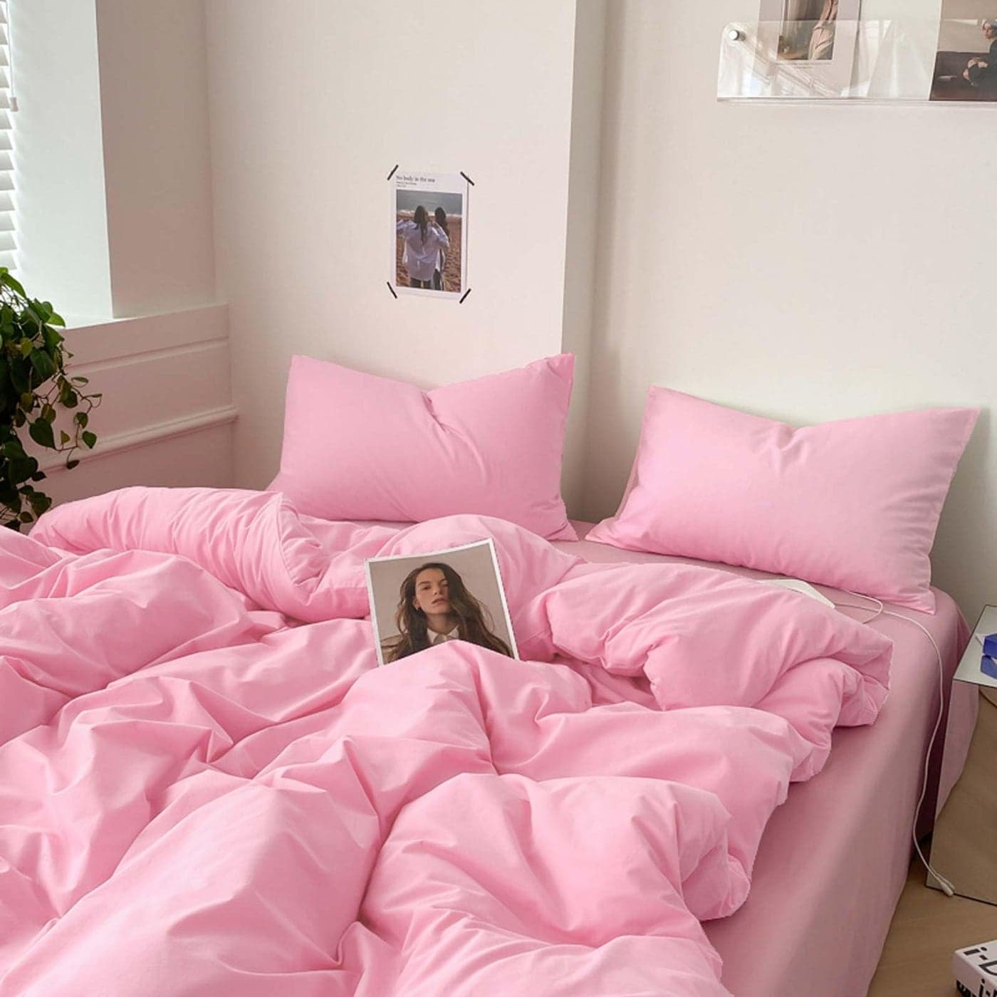 Nanko Full Size Comforter Set Pink All Season Soft Reversible Down Alternative Quilted Duvet Insert Thin Lightweight Bed Bedding Sets in a Bag Modern Style for Women Girl Teen 80 x 90 inch Plush