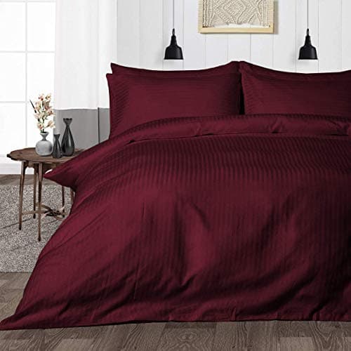 Shri Anand Creations Premium Satin Stripe Plain Solid Zipper Duvet Cover/Quilt Cover/Comforter Cover/Rajai Cover For Home,Hotel And Resorts.(Single,Wine), 300 TC