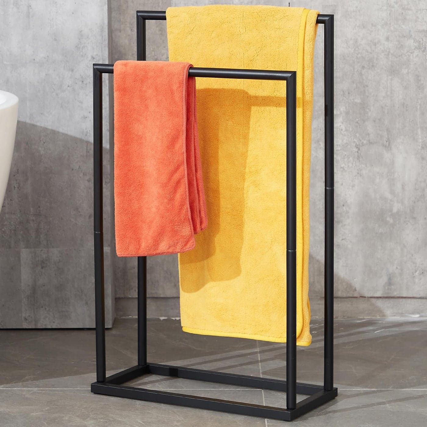 Free Standing Towel Rack 2 Tier Towel Racks for Bathroom with Storage Shelves Modern Outdoor Standing Towel Drying Rack for Poolside Black Blanket Rack Holder DECLUTTR