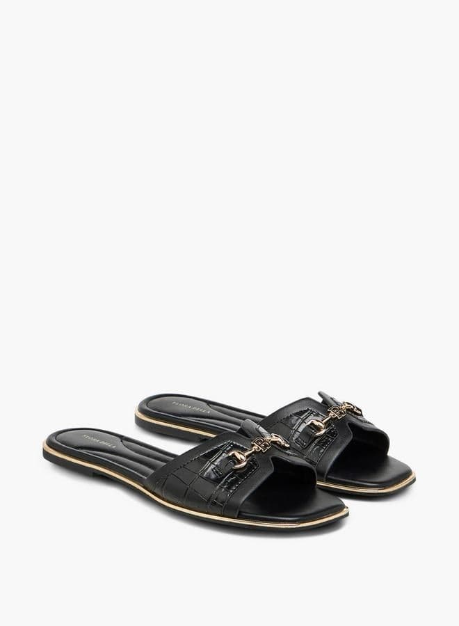 Solid Slip-On Flat Sandals With Metal Accent