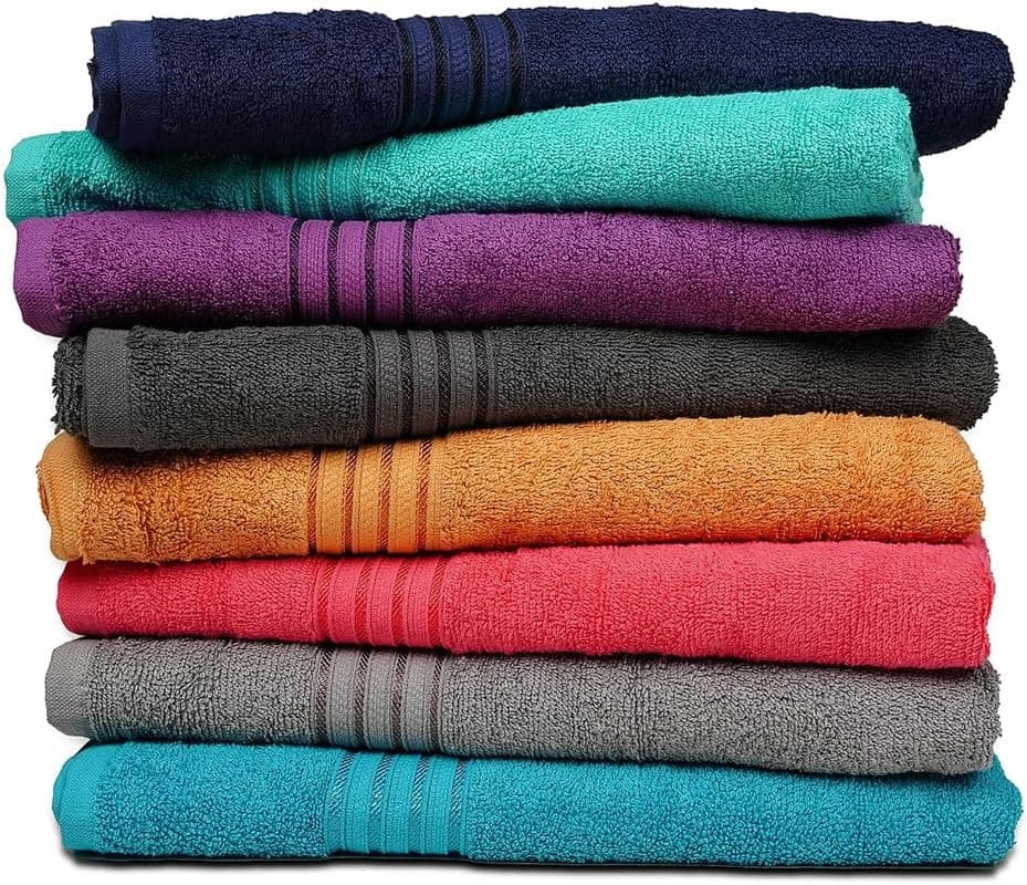 Linenovation 600 GSM Microfiber Towels for Bath Large SizeSuper Soft Coral Fleece Bathing Towel with Hook Super AbsorbentThick Bath Towel for Men and Women70 x 140 cmPack of 2