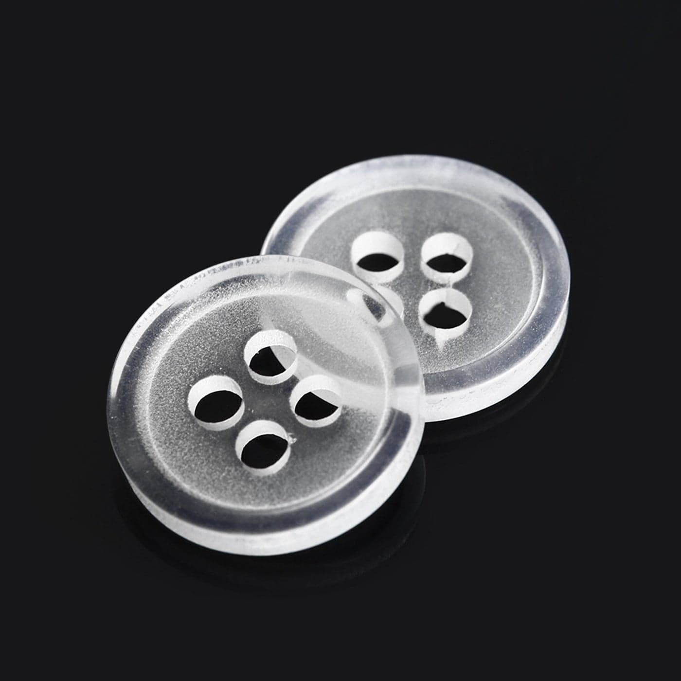 dophee 100pcs Plastic White Buttons for Crafts 4 Holes Round Clear Sewing Buttons for Clothing Shirt Jeans Clothes DIY and Holiday Decoration 10mm039