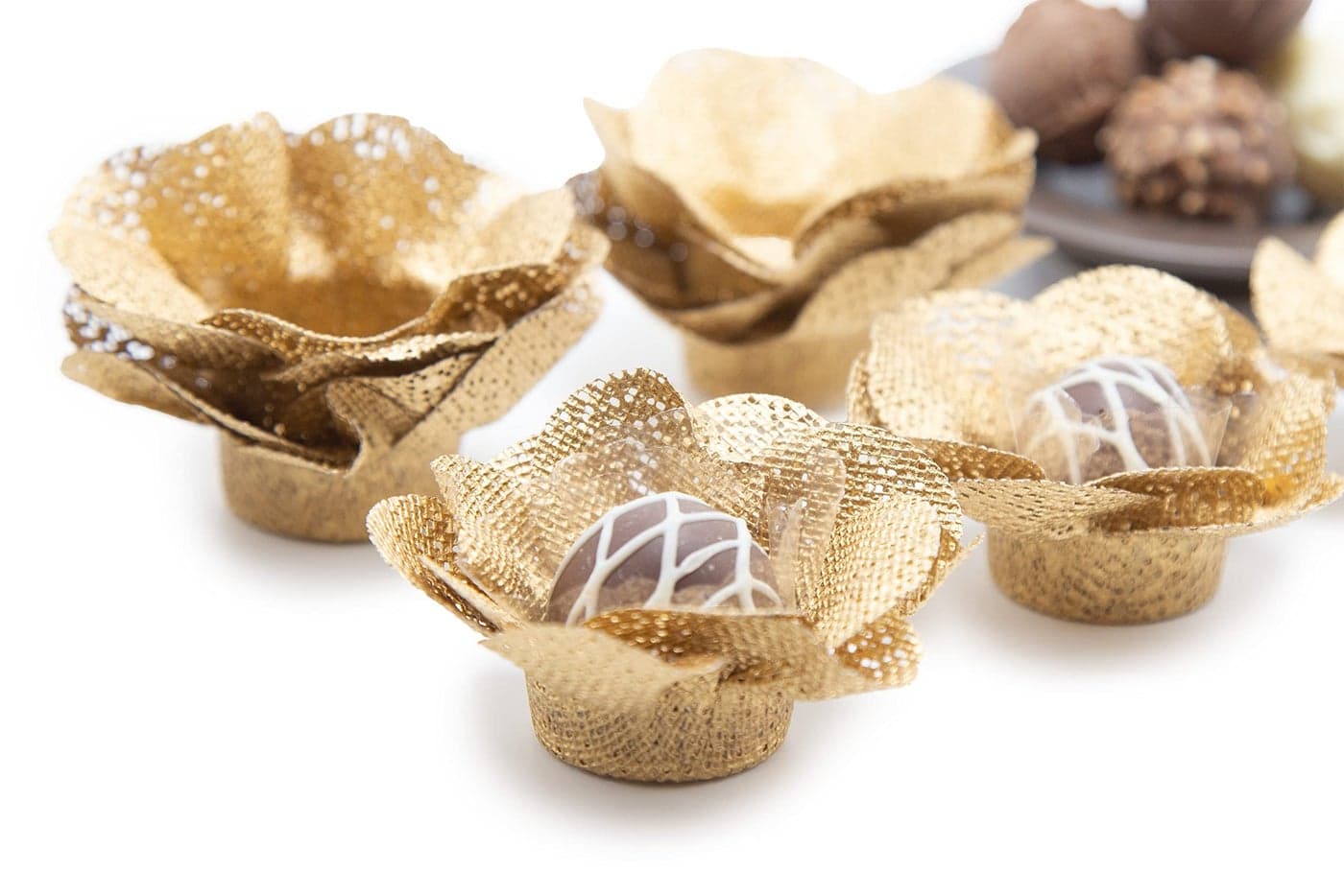 Handmade Fabric Truffle Cups Truffle Liners Truffle Wrappers Fominhas Candy cups Forminhas de Brigadeiro candy liners Pack of 20 Truffilio Fabric Camellia Gold