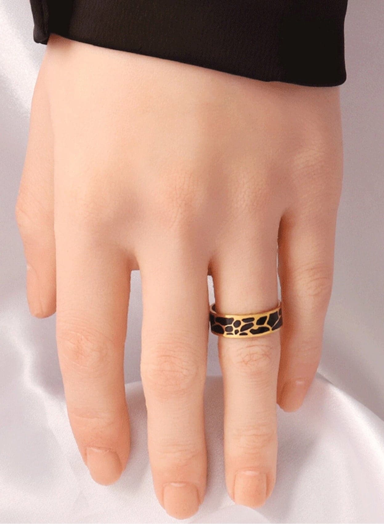 Elegant Stainless Steel Ring For Women One Size