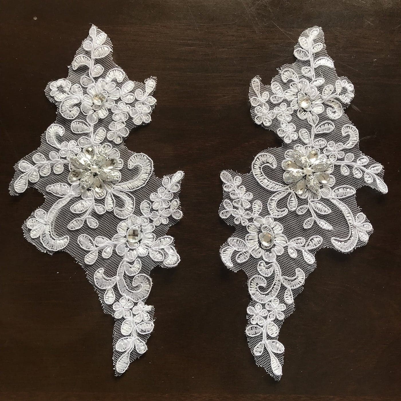 1 Pair Fine Lace Fabric Patches Embroidered Trim Applique Decor Dress Decoration WhiteSilver