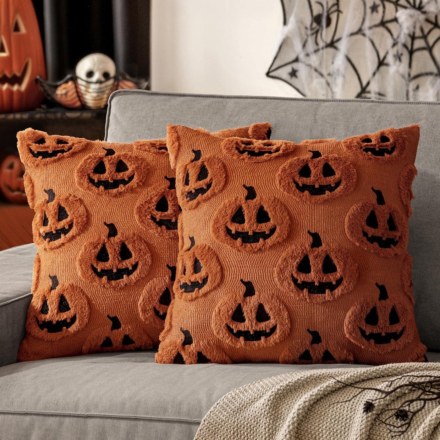 MIULEE Fall Halloween Throw Pillow Covers 18x18 Decorative Pumpkin Pattern Pillowcases Soft Plush Faux Wool Cushions for Home Patio Sofa CouchRust