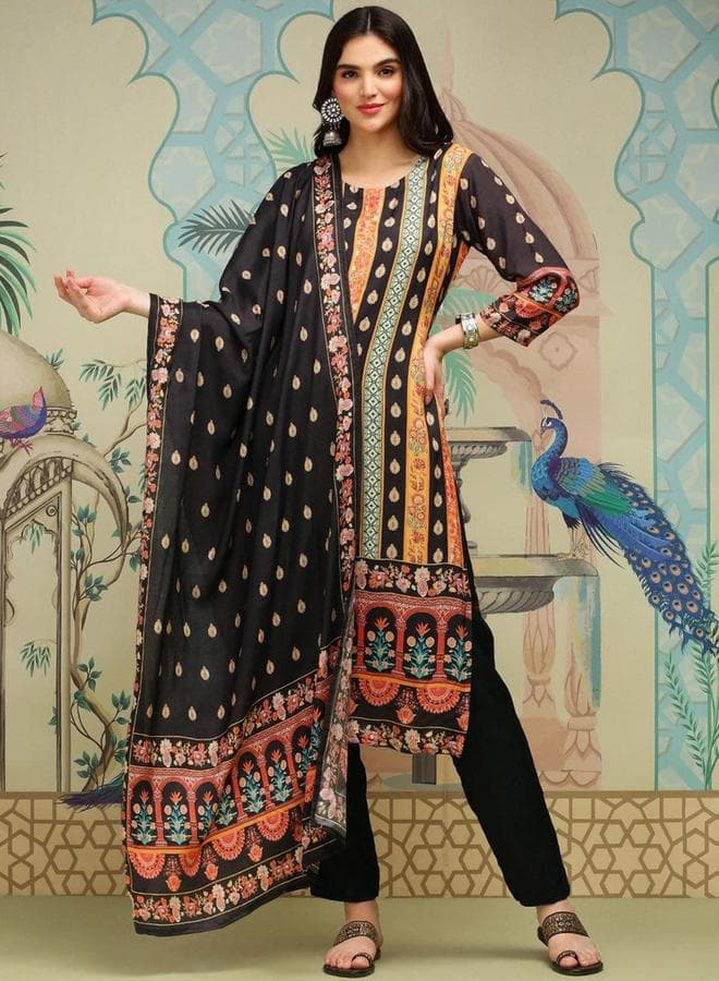 Printed Round Neck Kurta And Trousers With Dupatta Set