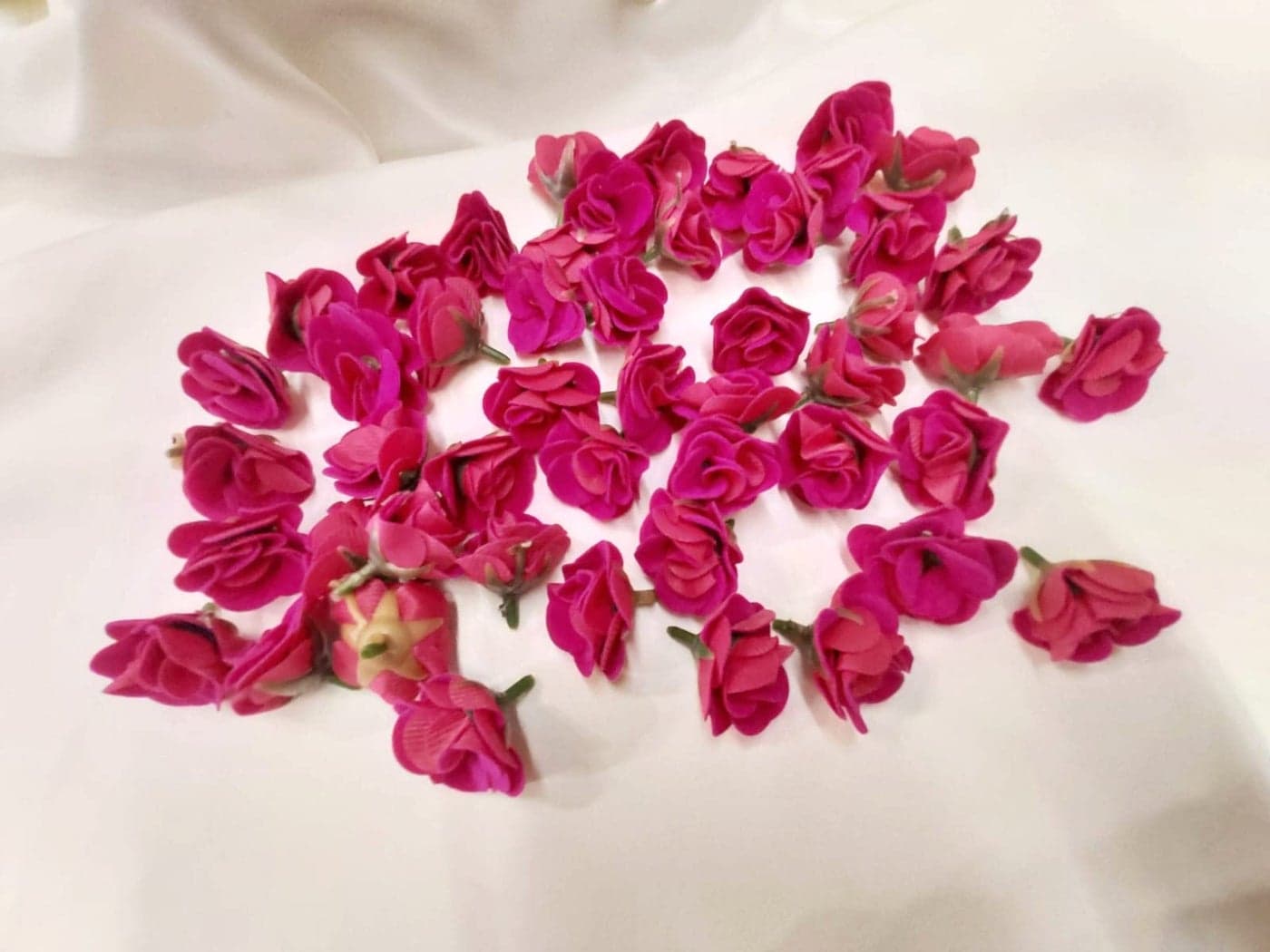 SATYAM KRAFT 50 Pcs Artificial Rose Flowers - Fabric Floral Heads for DIY Crafts, Cake Decor, Wedding Decors, Home, Pooja Thali, Diwali & Festival Decorations (50, Dark Pink)