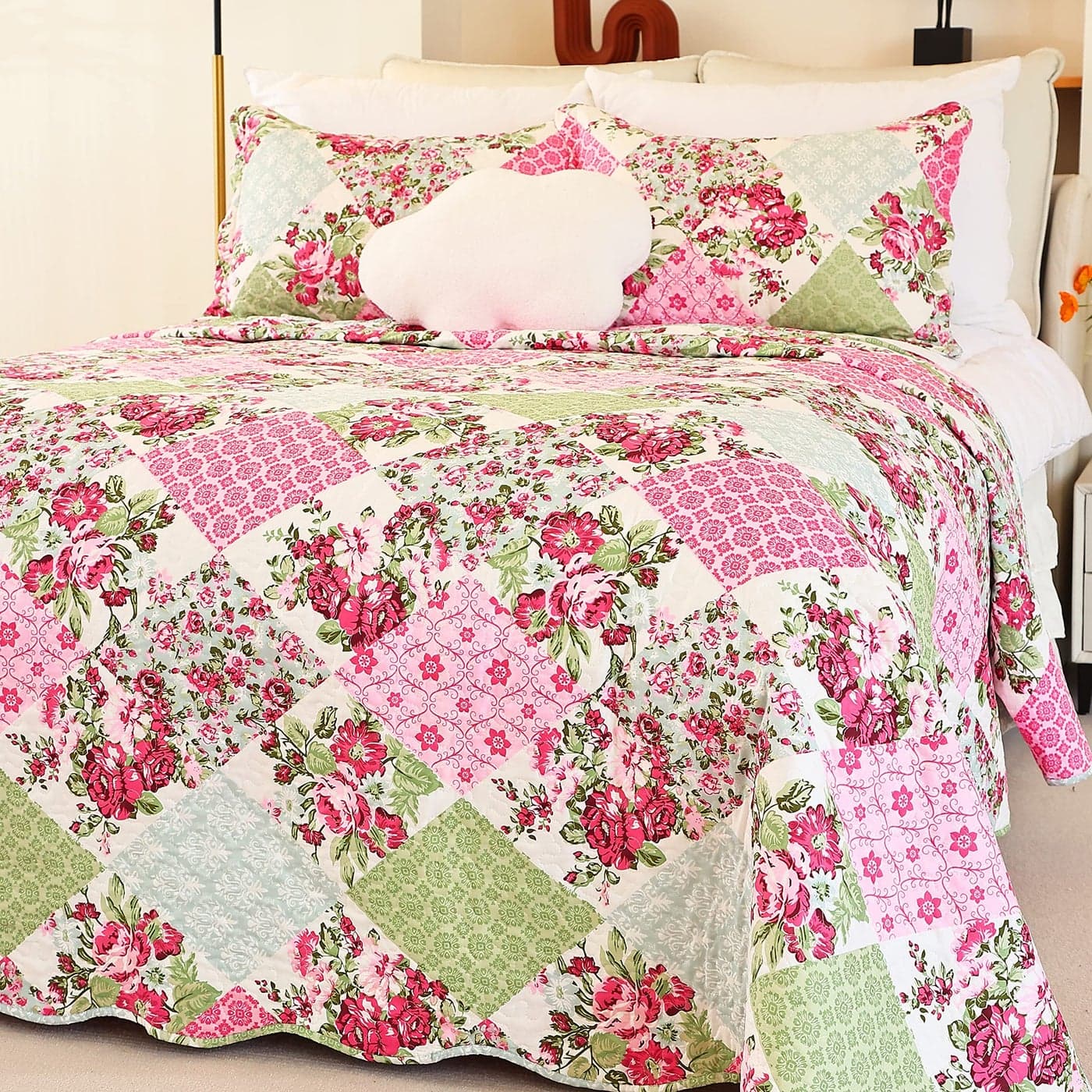 Cmfshape Summer Floral King Quilted BedspreadRomantic Pink Quilt SetReversible Stitched Bedding Set All SeasonSoft Lightweight Coverlet with Pillow Cases PinkGreen King102 x90