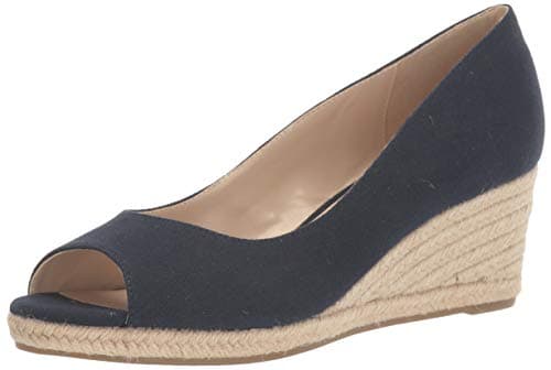Bandolino Women's NURI Wedge Sandal, Navy, 9.5