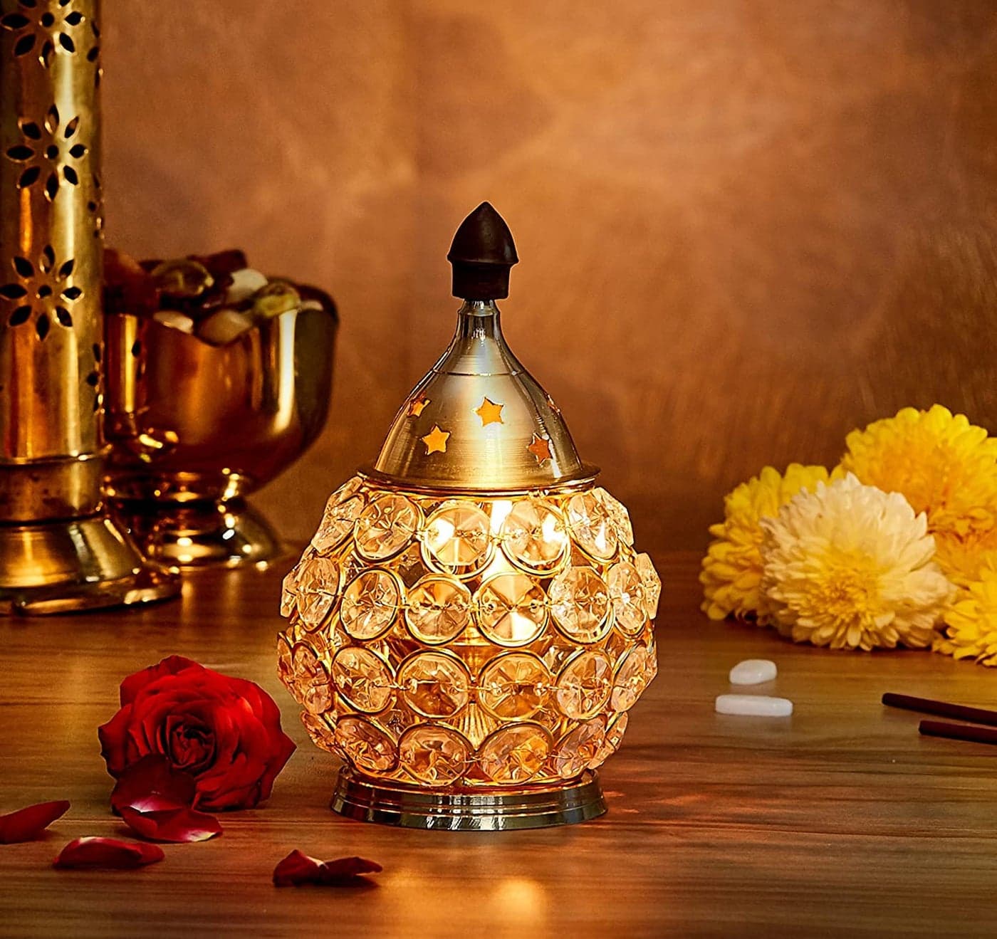 Klassic Decor Brass Crystal Matki Shape Diya | Medium Size Brass, Crystal Cover | Oil Lamp | Best for Diwali Decoration, Home Decor (Pack of 1, Golden)