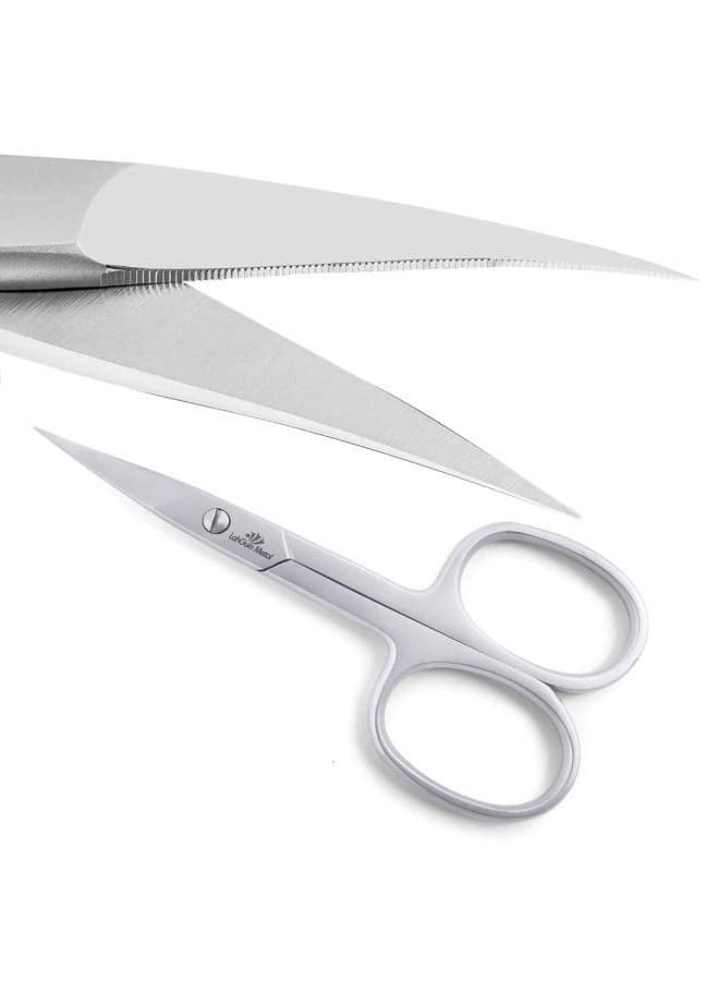Nail scissors serrated blade