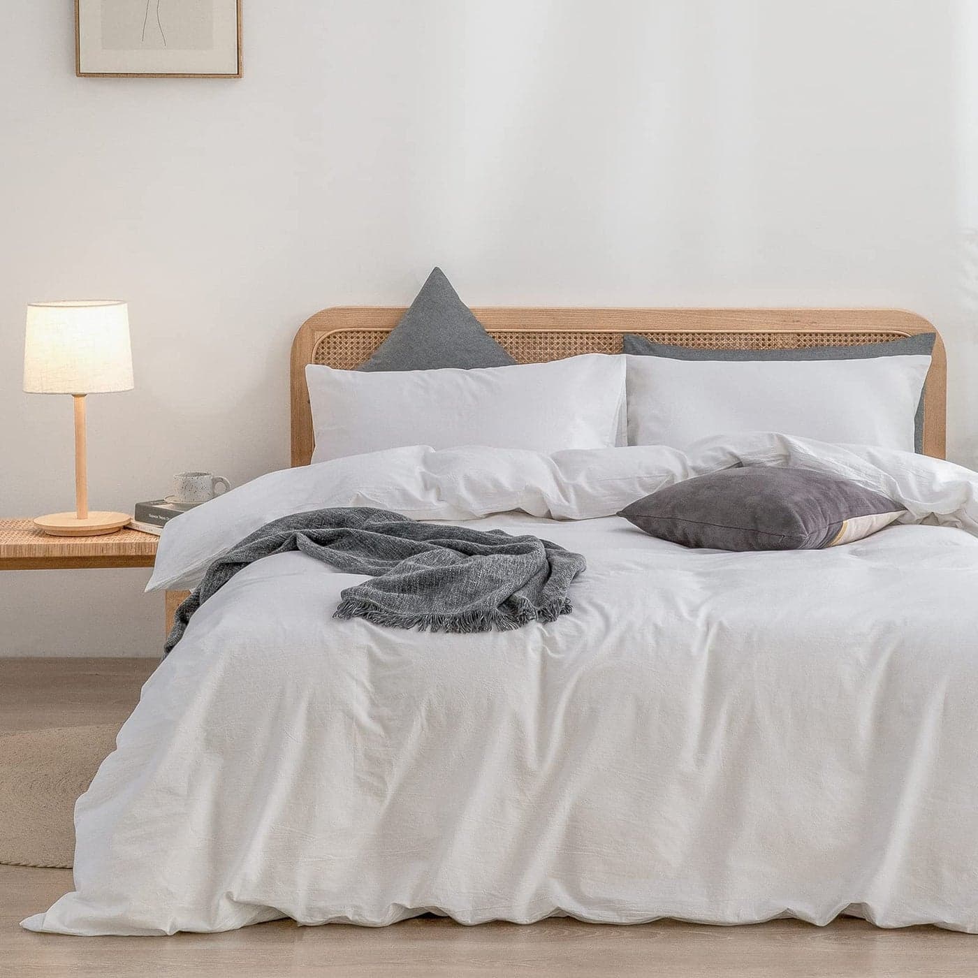 BESTOUCH Duvet Cover Set 100 Washed Cotton Linen Feel Super Soft Comfortable Chic Lightweight 3 PCs Home Bedding Set Solid Bright White Cal King