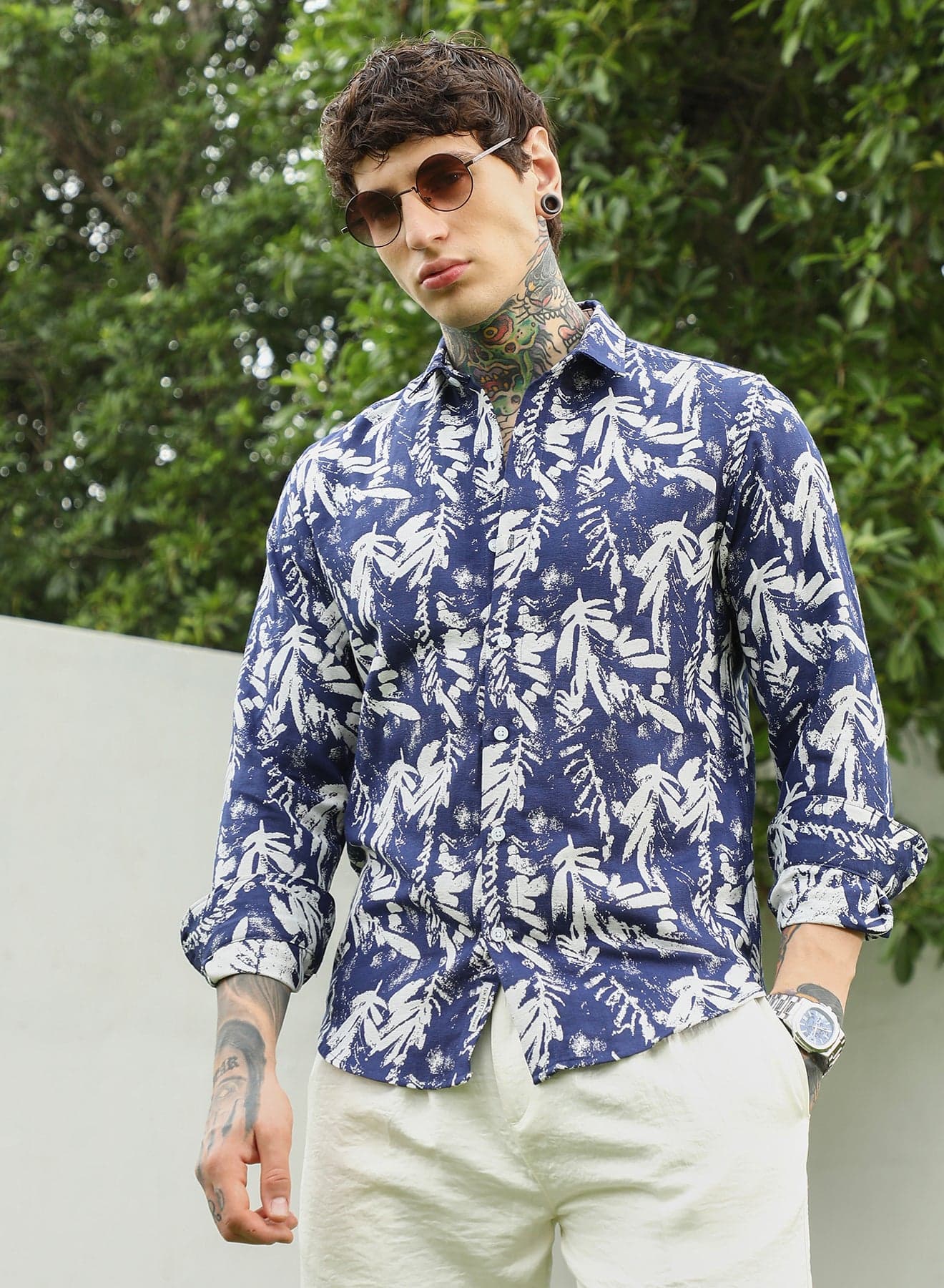 Men's Navy Blue Botanical Print Cotton Blend Full Sleeve Shirt