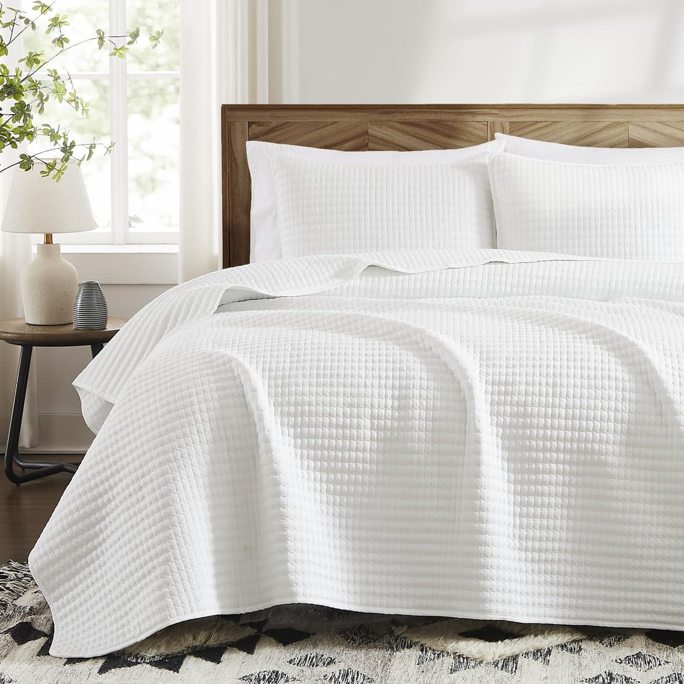 WRENSONGE White Quilt Set Queen Size3 Pieces Lightweight Bedspreads Summer Coverlet for All Season Soft Quilt Bedding Set with 2 Pillow Shams Suitable for Bed Couch