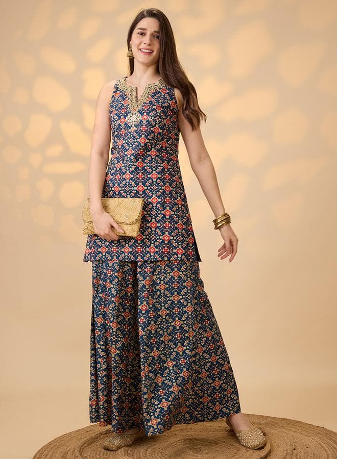 Women Navy Blue Embroidered Kurti with Palazzos Co-Ords