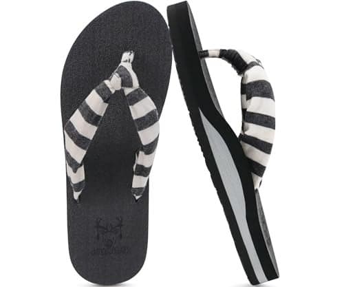 KuaiLu Flip Flops Women Arch Support Yoga Mat Comfortable Summer Beach Walking Thong Cushion Sandals Slip on Pool Outfits Travel Essentials Orthotic Slides Indoor Outdoor Slippers Shoes Black Size 8