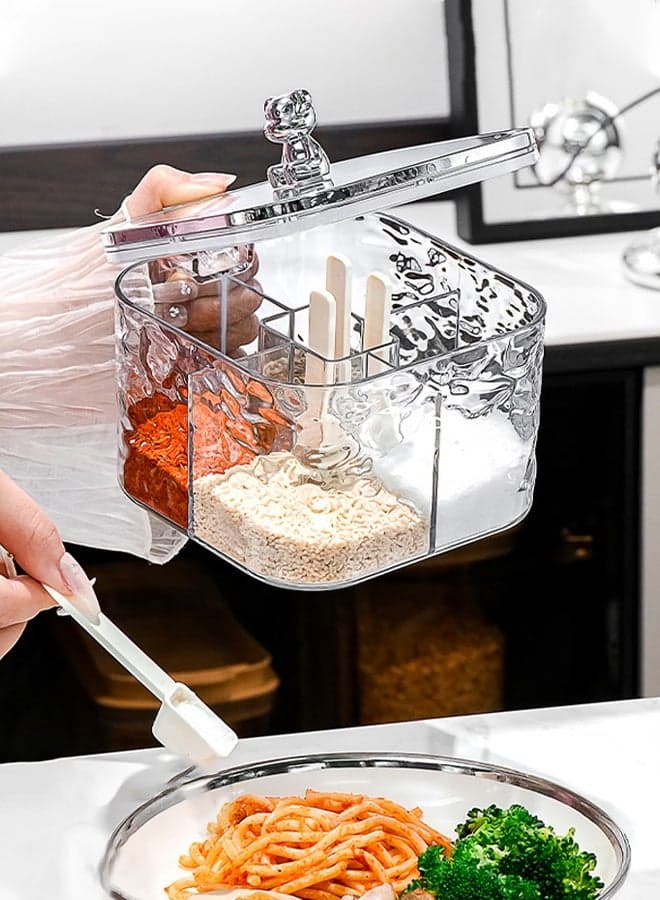 4 Compartment Seasoning Box, Household Transparent Plastic Spice Container, Kitchen Seasoning Bottle, Equipped With Four Spoons,Lids And Handle, Dustproof And Moisture Proof, Easy To Clean, Suitable For Home And Kitchen, 156 * 135 * 95mm