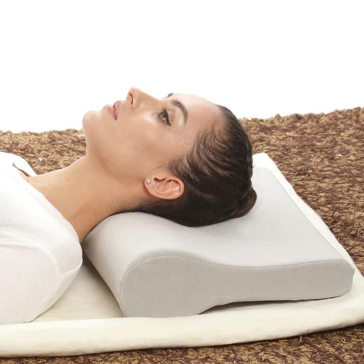 Romsons Orthopedic Cervical Pillow | Relieves Back, Nack and Shoulder Pain | Spine Alignment (Regular)