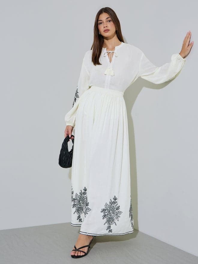 Styli Off White Embroidered Hem A-Line Maxi Skirt