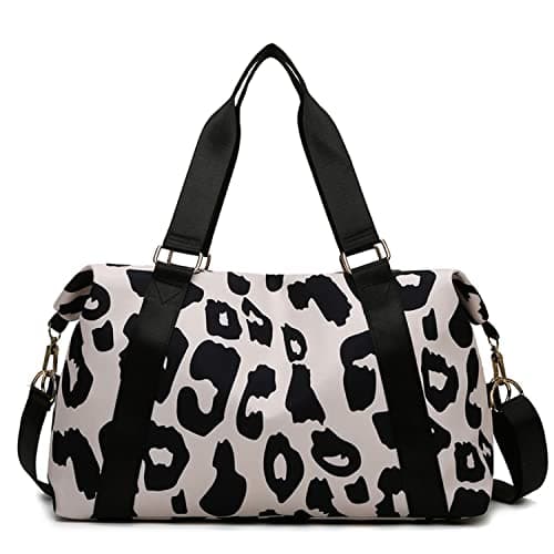 HATAMOTO Weekender Duffel Sport Gym Bag Overnight Travel duffle Bags with Wet PocketCow Print Black