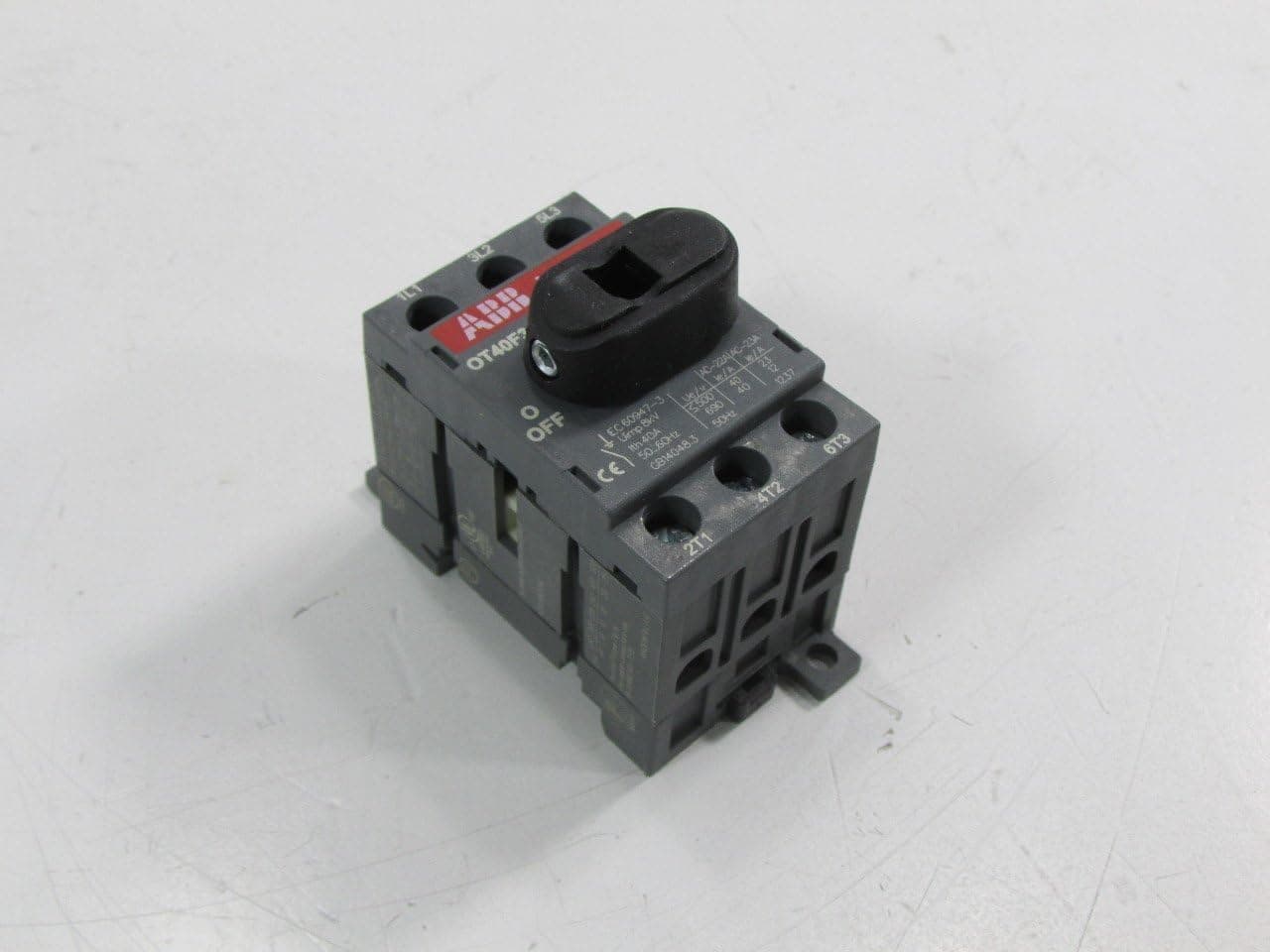 ABB OT40F3 DISCONNECTOR Switch 3 750 40A
