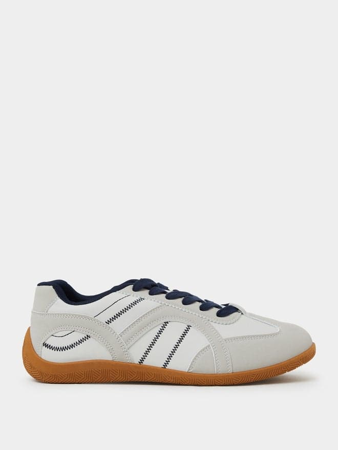 Styli Men Retro Stitch Detail Lace-Up Casual Sneakers