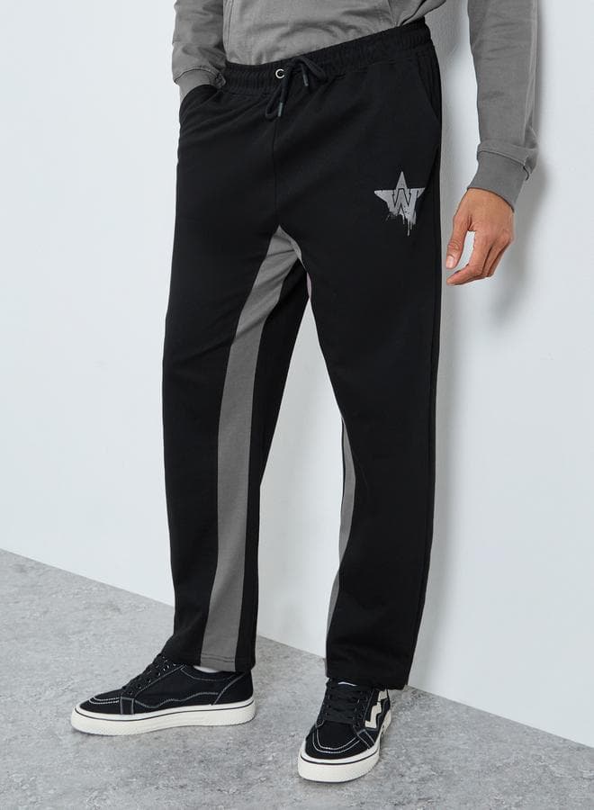Styli Men Oversized Terry Joggers with Contrast Inseam
