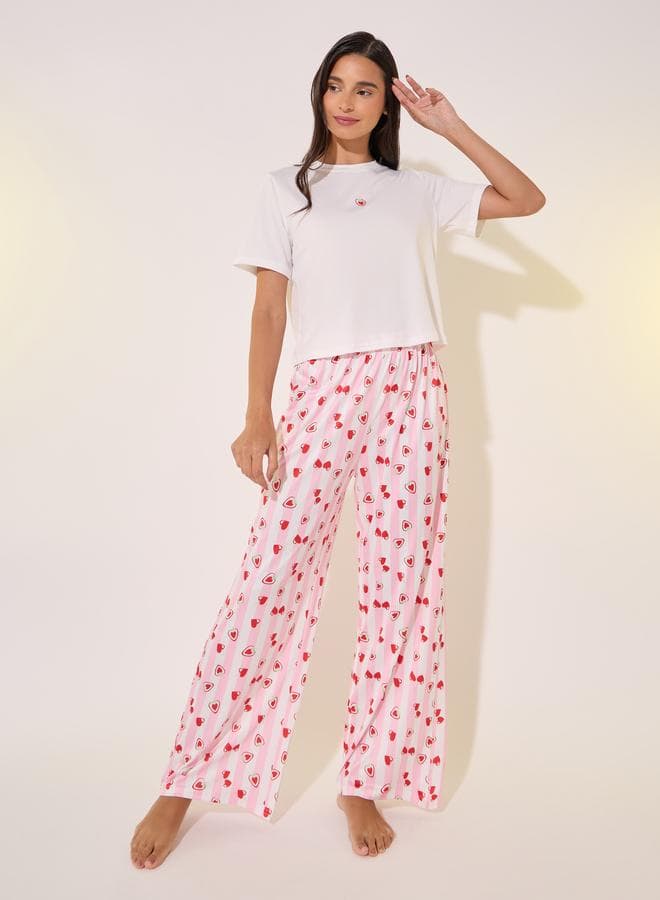 Heart Print Regular Fit T-Shirt And Pyjama Pants Set